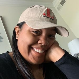 Meet your Posher, Dana